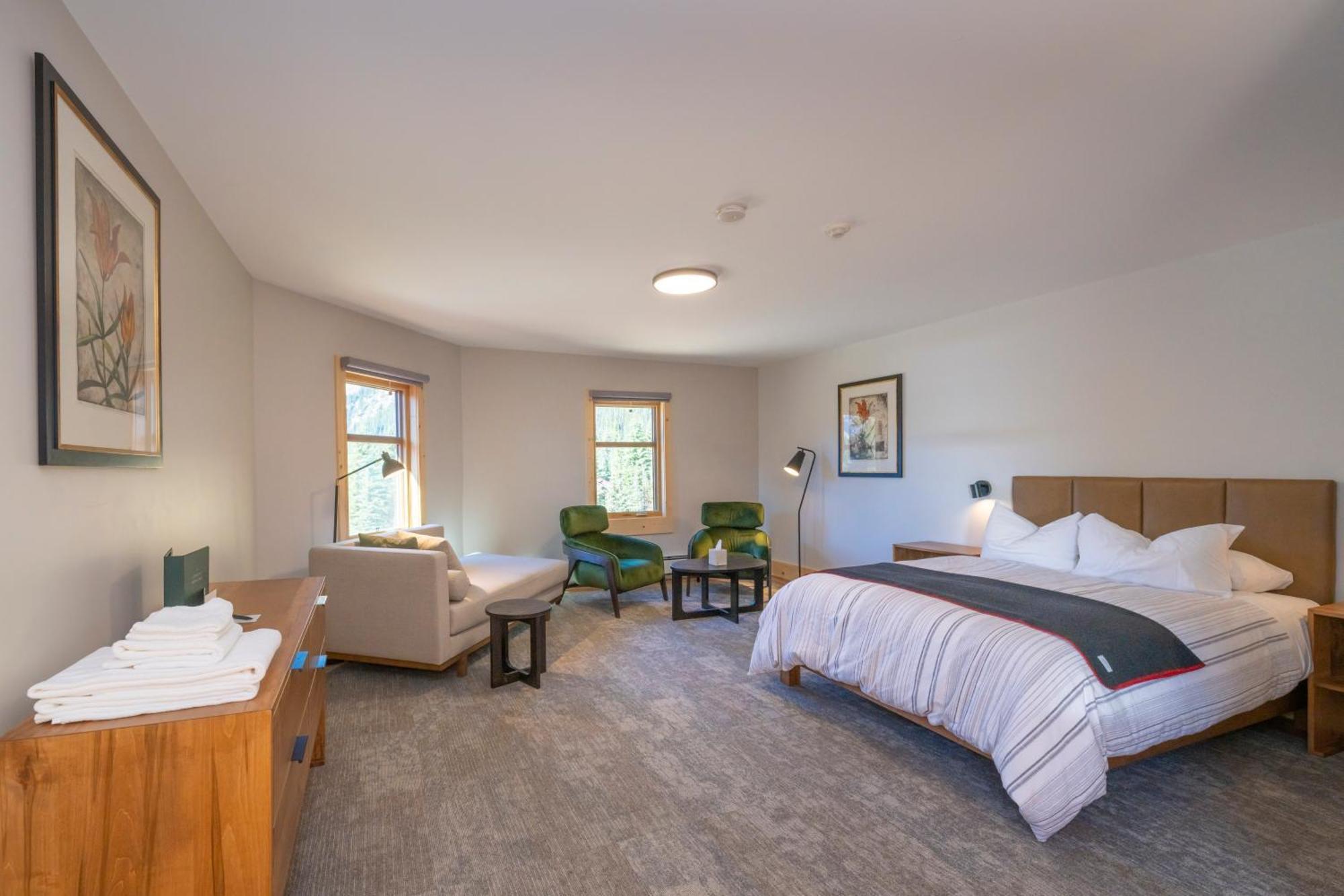 The At Bow Hotel